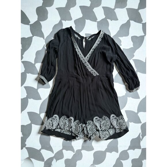 ANN TAYLOR LOFT Black White Embroidered Romper Size XL - Picture 4 of 10